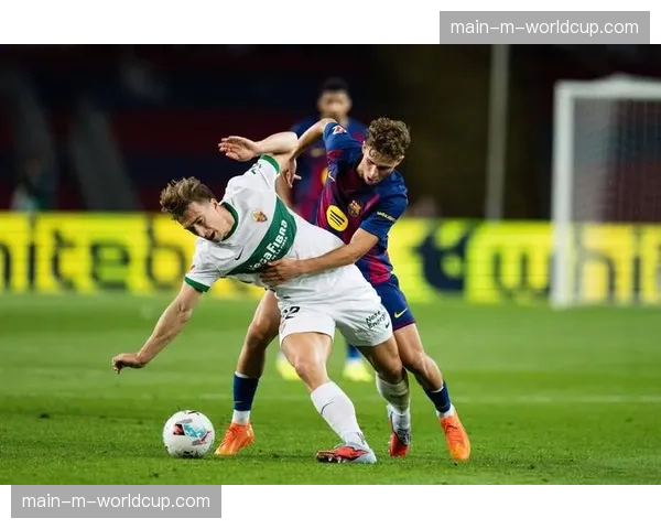 法国体育部长表态，支持在足球领域加大反种族主义处罚力度