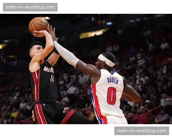 新老势力对决：传统强队与扩张球队攻防风格对比